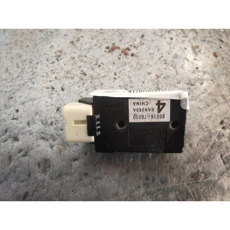 Recambio de modulo electronico para lexus is 300h referencia OEM IAM 8651676010  