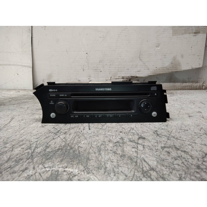 Recambio de sistema audio / radio cd para ssangyong actyon 2.0 td cat referencia OEM IAM 8910009070 A2C53251127 