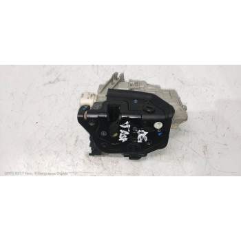 MOTOR CIERRE CENTRALIZADO TRASERO DERECHO 8K0839016 