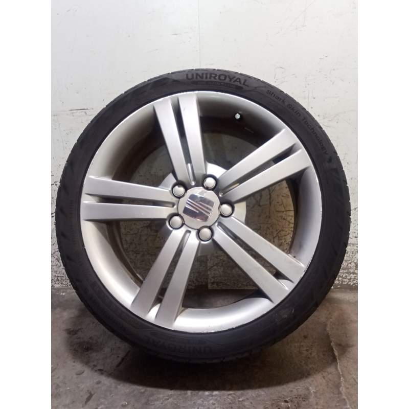 Recambio de juego llantas para seat leon (1p1) 2.0 tdi referencia OEM IAM  225/40 R18 92Y VER FOTOS