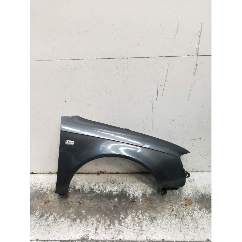 Recambio de aleta delantera derecha para audi a4 b7 (8ec) 2.0 tdi 16v referencia OEM IAM   2005