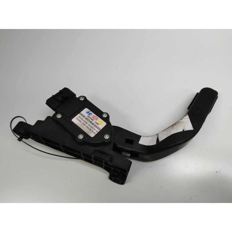 Recambio de potenciometro pedal para hyundai ix35 1.7 crdi cat referencia OEM IAM 327272S000  