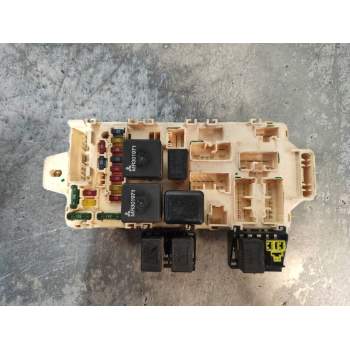 CAJA RELES / FUSIBLES OE220025 0E2200254966C