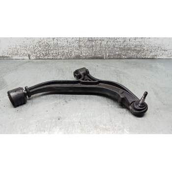 BRAZO SUSPENSION INFERIOR DELANTERO DERECHO 25CRD 2004