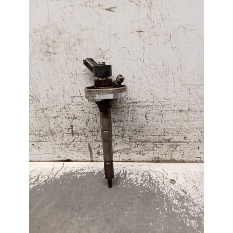 Recambio de inyector para renault maxity 2.9 diesel referencia OEM IAM 0445110284 16600MA70A BOSCH