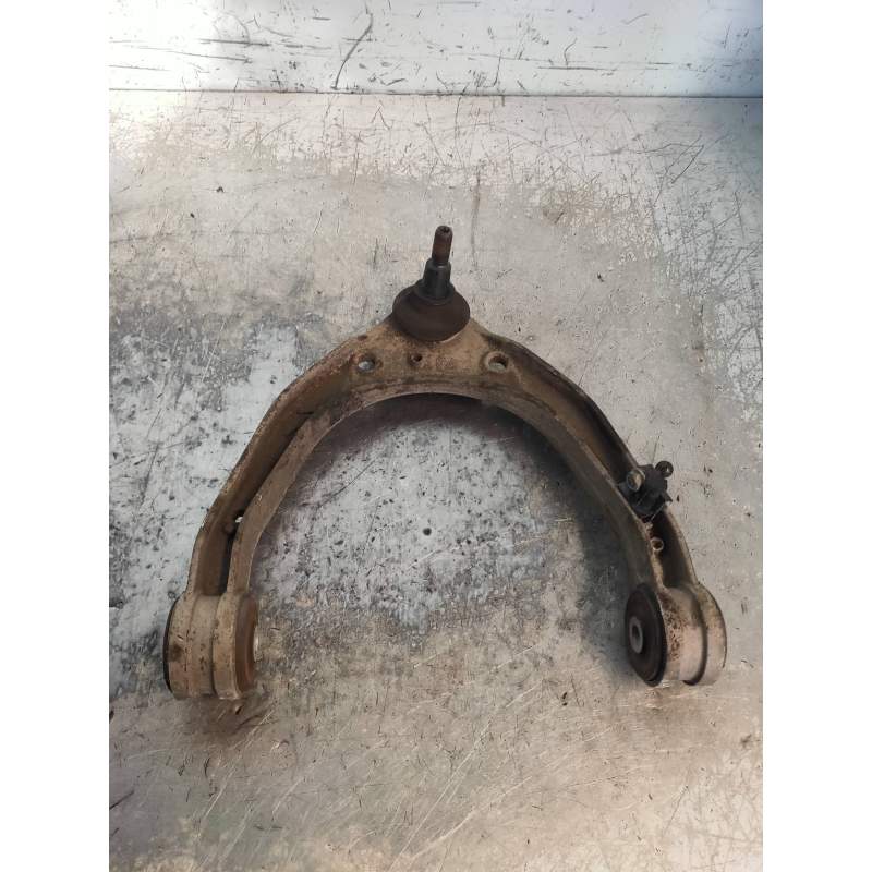 Recambio de brazo suspension superior delantero derecho para volkswagen touareg (7la) tdi r5 referencia OEM IAM 7L0407047A  
