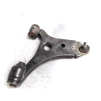 BRAZO SUSPENSION INFERIOR DELANTERO IZQUIERDO 180CDI 2005