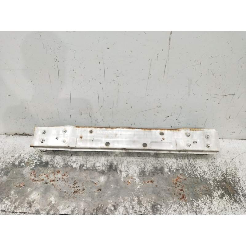 Recambio de refuerzo paragolpes trasero para toyota auris (_e18_) 1.3 (nre180_) referencia OEM IAM   