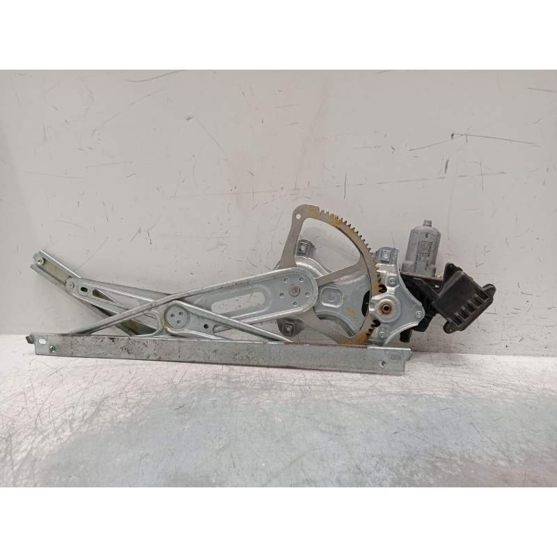 Recambio de elevalunas delantero derecho para toyota auris (_e18_) 1.3 (nre180_) referencia OEM IAM 8570102010 961920101 5p