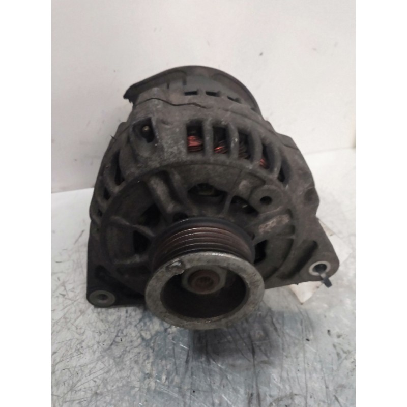 Recambio de alternador para ford ka (ccq) básico referencia OEM IAM 0123310054 BOSCH 