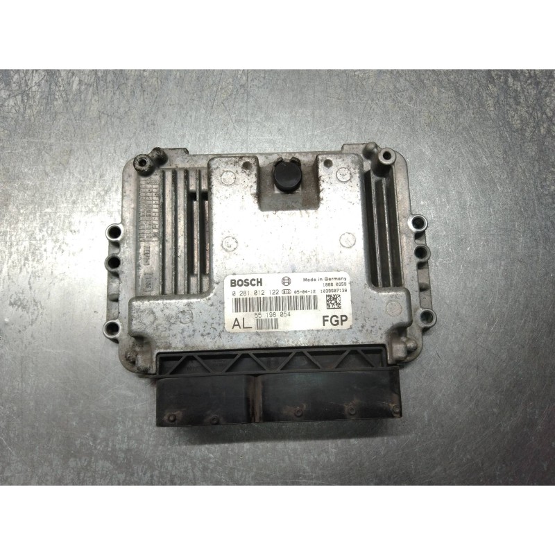 Recambio de centralita motor uce para opel astra gtc enjoy referencia OEM IAM 0281012122 55198054 AL