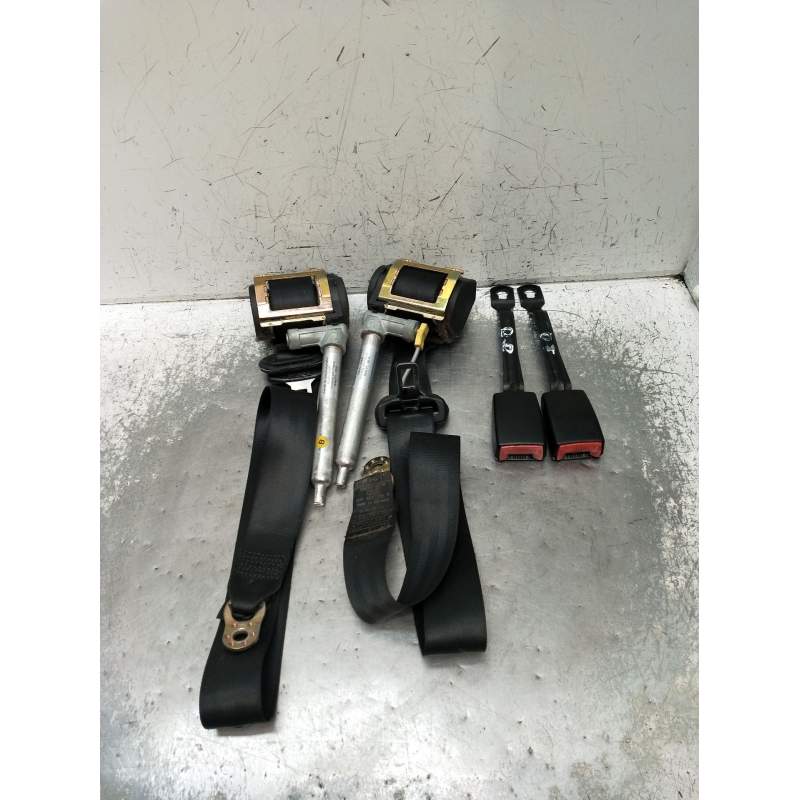 Recambio de juego cinturones delantero para audi a4 b5 (8d2) 1.9 tdi quattro referencia OEM IAM  4P 