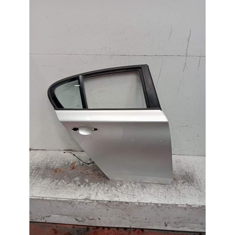 Recambio de puerta trasera derecha para bmw 1 (e87) 120 d referencia OEM IAM  5P VER FOTOS