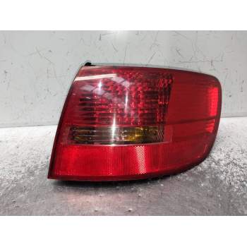 PILOTO TRASERO DERECHO 4F9945096 5P 2004