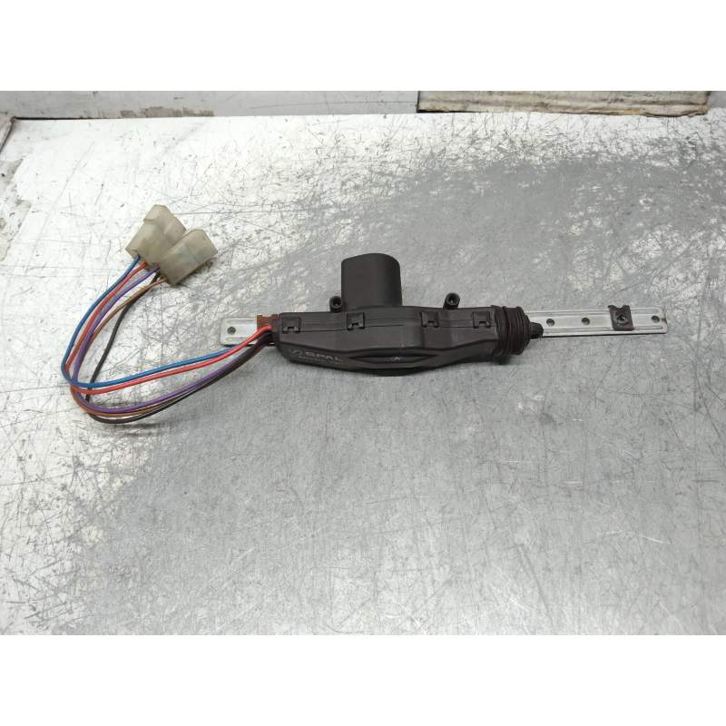 Recambio de motor cierre centralizado delantero derecho para peugeot 106 (s2) kid referencia OEM IAM   3P