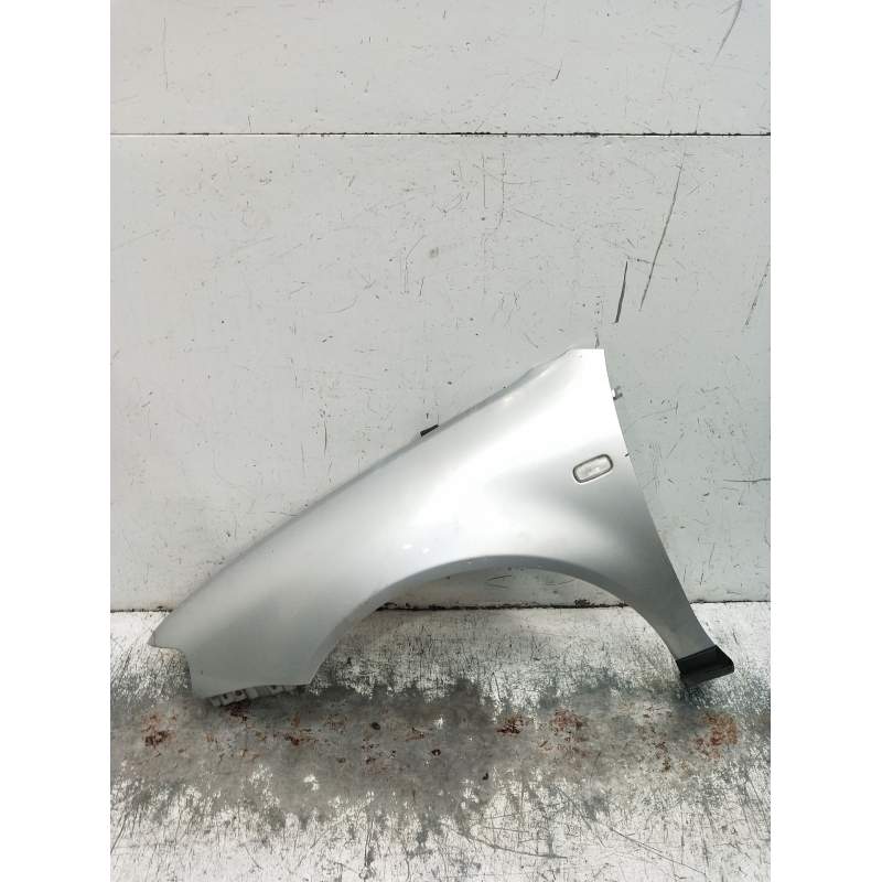 Recambio de aleta delantera izquierda para audi a3 (8l1) 1.6 referencia OEM IAM   2000