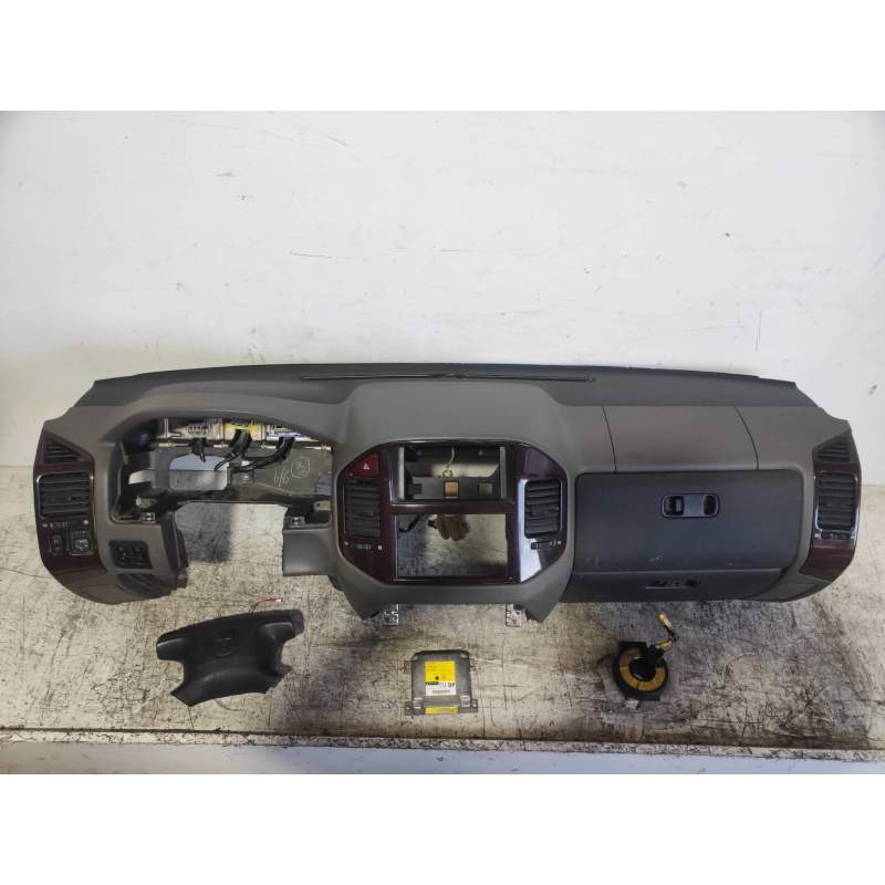 Recambio de kit airbag para mitsubishi montero (v60/v70) 3.2 di-d avance (5-ptas.) referencia OEM IAM   