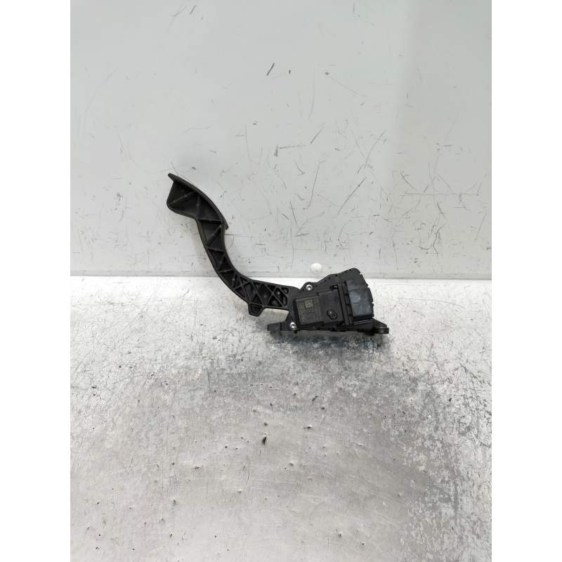 Recambio de potenciometro pedal para ford focus lim. (cb4) referencia OEM IAM 6PV00864132 4M519F836AJ 2008