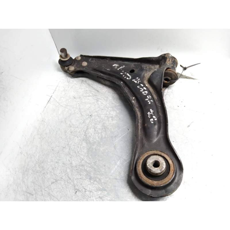 Recambio de brazo suspension inferior delantero izquierdo para mercedes-benz vito (w638) caja cerrada referencia OEM IAM   