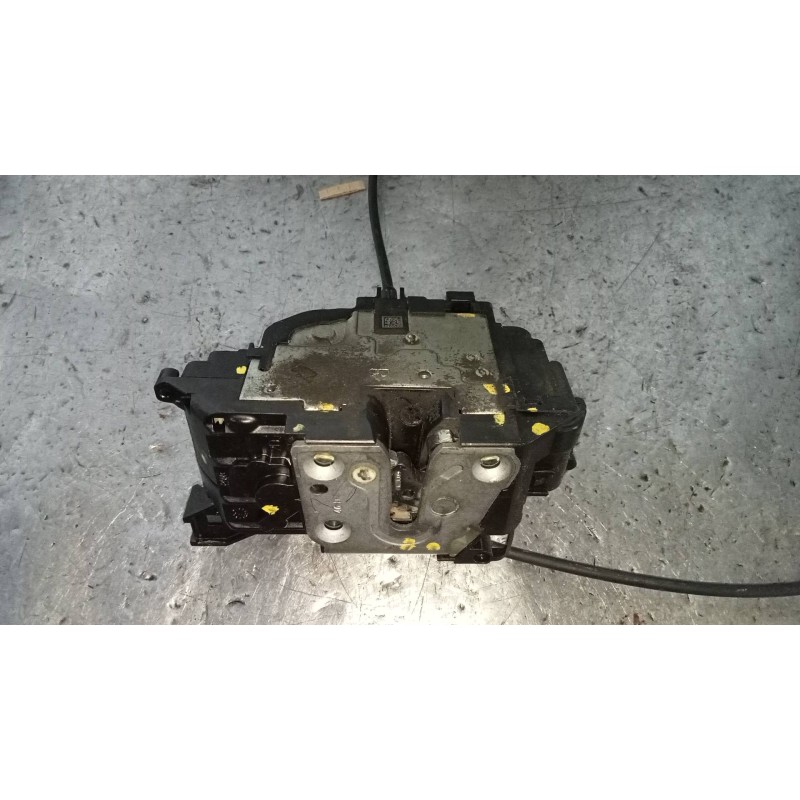 Recambio de motor cierre centralizado trasero derecho para renault scenic iii grand dynamique referencia OEM IAM 825020033R  