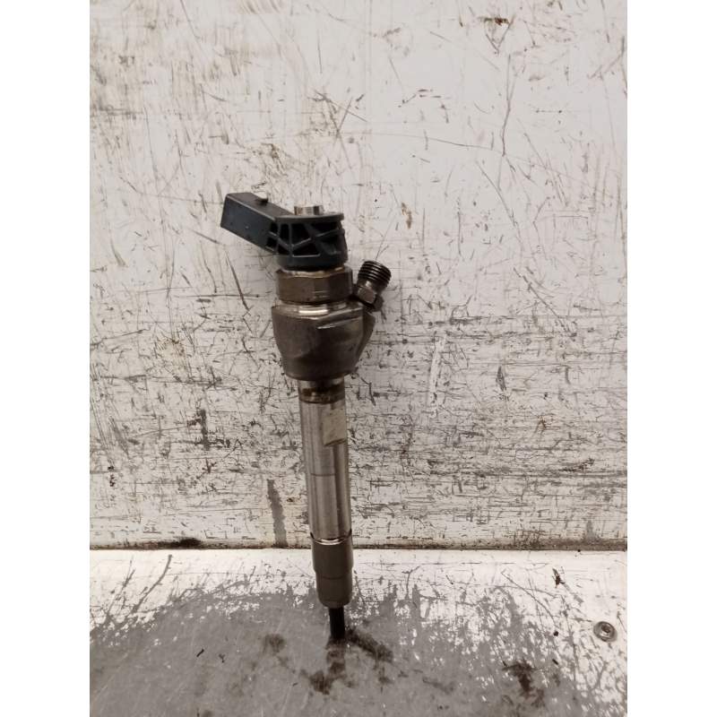 Recambio de inyector para bmw serie 3 lim. (f30) 318d referencia OEM IAM 8514146 0445110613 BOSCH
