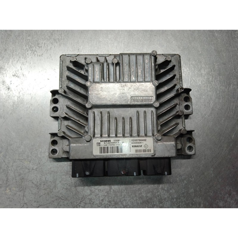 Recambio de centralita motor uce para renault megane ii berlina 5p business referencia OEM IAM S122326111A 8200766462 8200592611