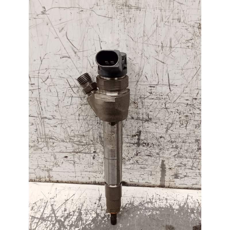 Recambio de inyector para bmw serie 3 lim. (f30) 318d referencia OEM IAM 8514146 0445110613 BOSCH