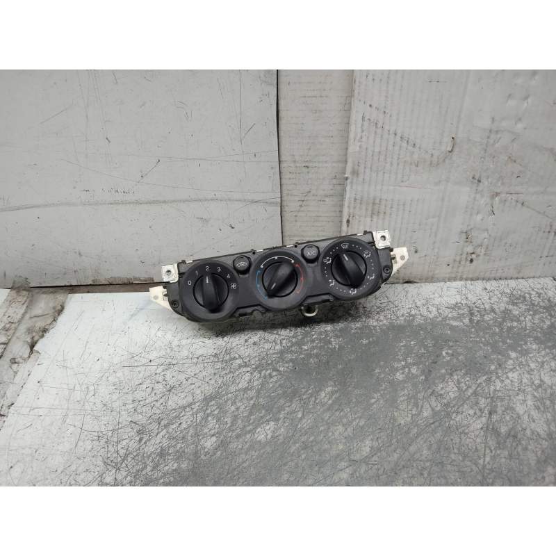 Recambio de mando calefaccion / aire acondicionado para ford focus berlina (cap) ghia referencia OEM IAM 3M5T19980AD  