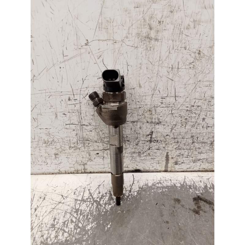 Recambio de inyector para bmw serie 3 lim. (f30) 318d referencia OEM IAM 8514146 0445110613 BOSCH