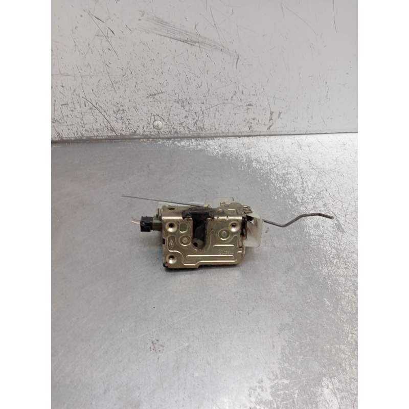 Recambio de motor cierre centralizado trasero derecho para renault clio ii (bb_, cb_) 1.5 dci (b/cb08) referencia OEM IAM  5P 20