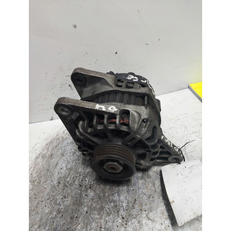 Recambio de alternador para kia sportage lx 4x4 referencia OEM IAM 373002550 VALEO 