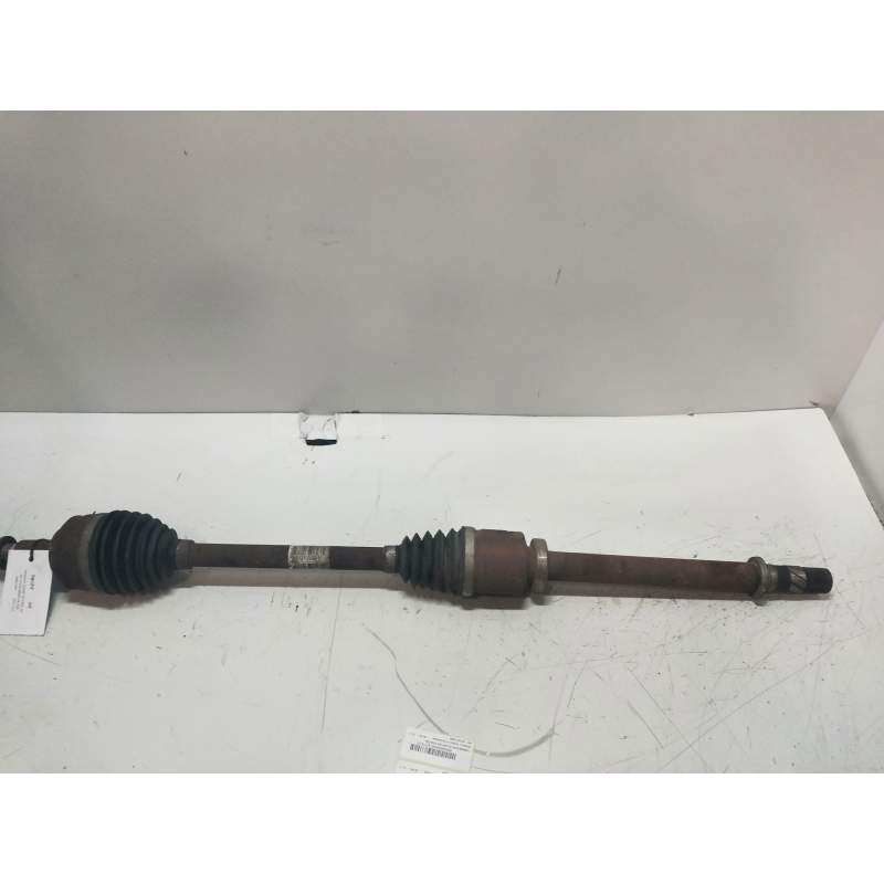 Recambio de transmision delantera derecha para renault scenic iii dynamique referencia OEM IAM 391001702R 19DCI 2009