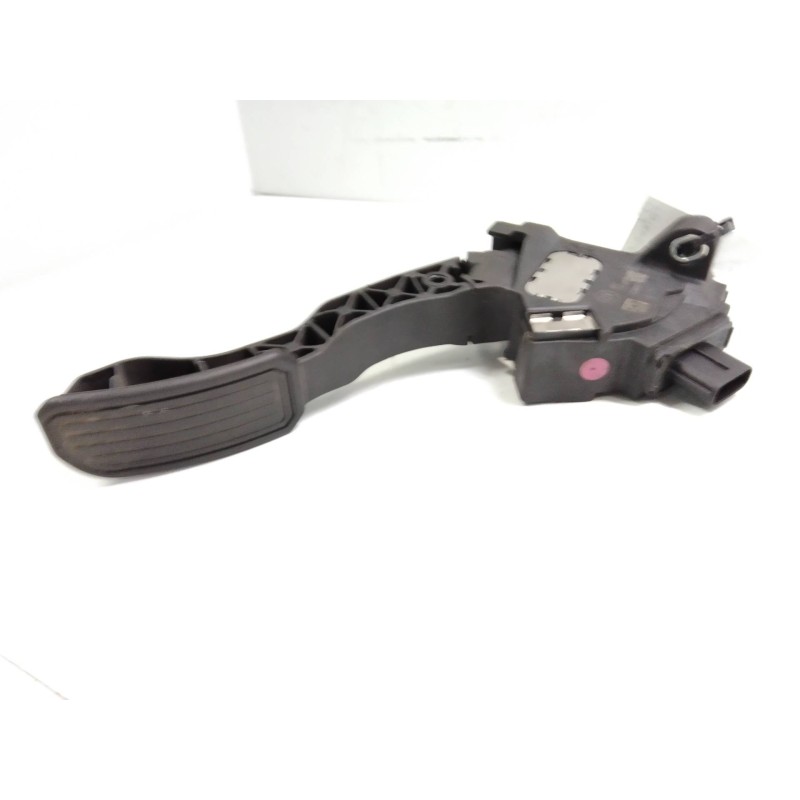 Recambio de potenciometro pedal para toyota avensis cross sport (t27) advance referencia OEM IAM 7811002022  