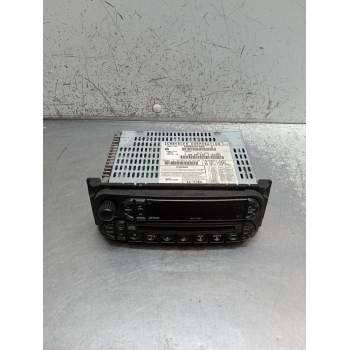 SISTEMA AUDIO / RADIO CD P05091610AD 2004