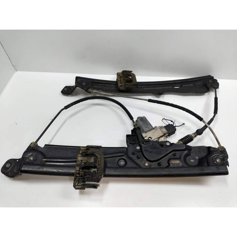 Recambio de elevalunas delantero izquierdo para bmw serie 5 lim. (f10) 520d referencia OEM IAM 72715639 4P 72481710 2014