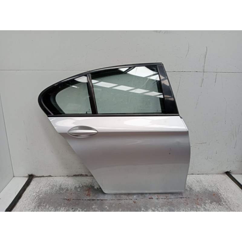 Recambio de puerta trasera derecha para bmw 5 (f10) 520 d referencia OEM IAM  4P 2014