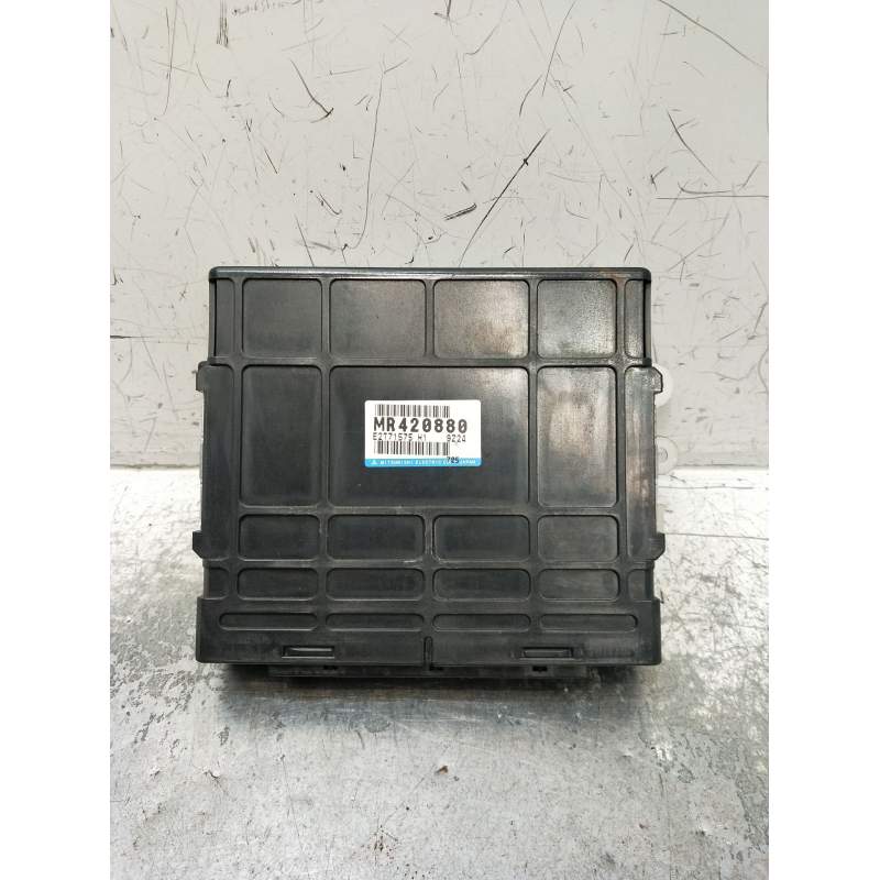 Recambio de modulo electronico para mitsubishi montero io i (h6_w, h7_w) 1.8 gdi (h66w, h76w) referencia OEM IAM MR420880  E2T71