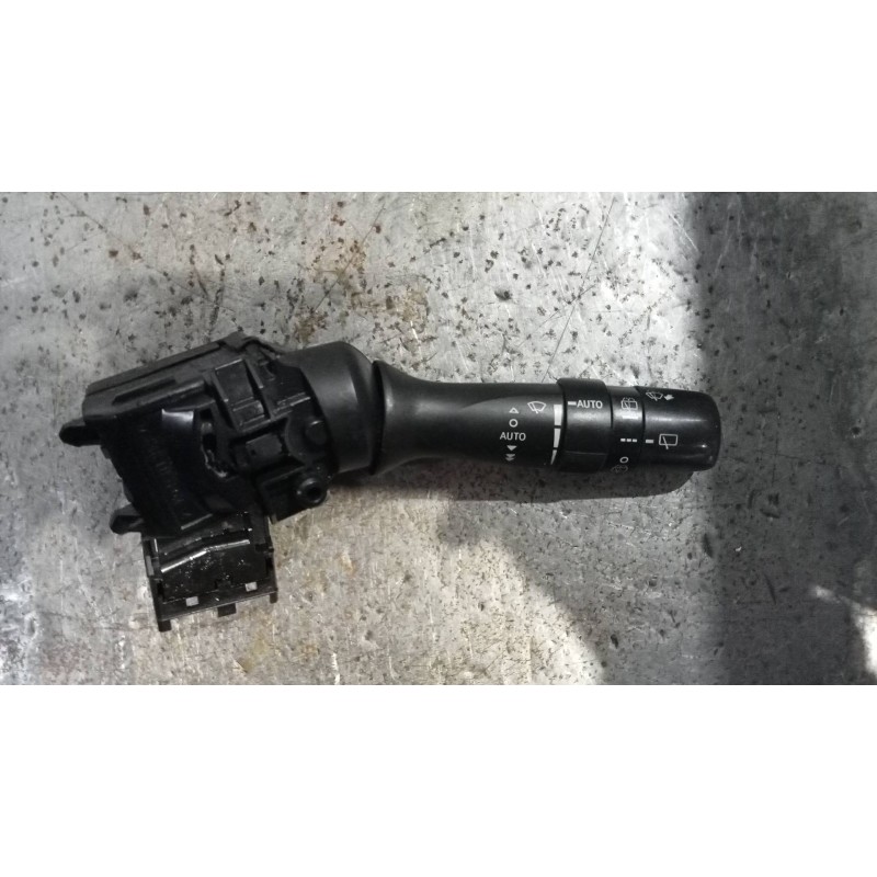 Recambio de mando limpia para toyota prius (nhw30) plug-in hybrid advance referencia OEM IAM   