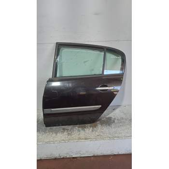 PUERTA TRASERA IZQUIERDA 4P 2003