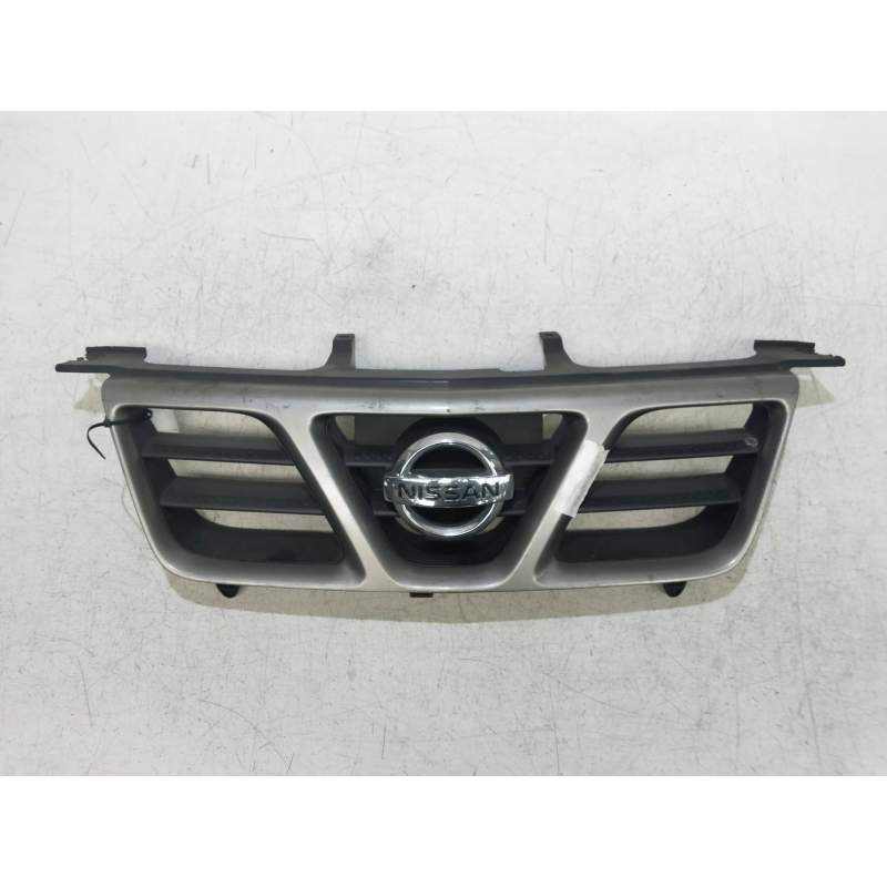 Recambio de rejilla delantera para nissan x-trail (t30) 2.0 16v cat referencia OEM IAM   