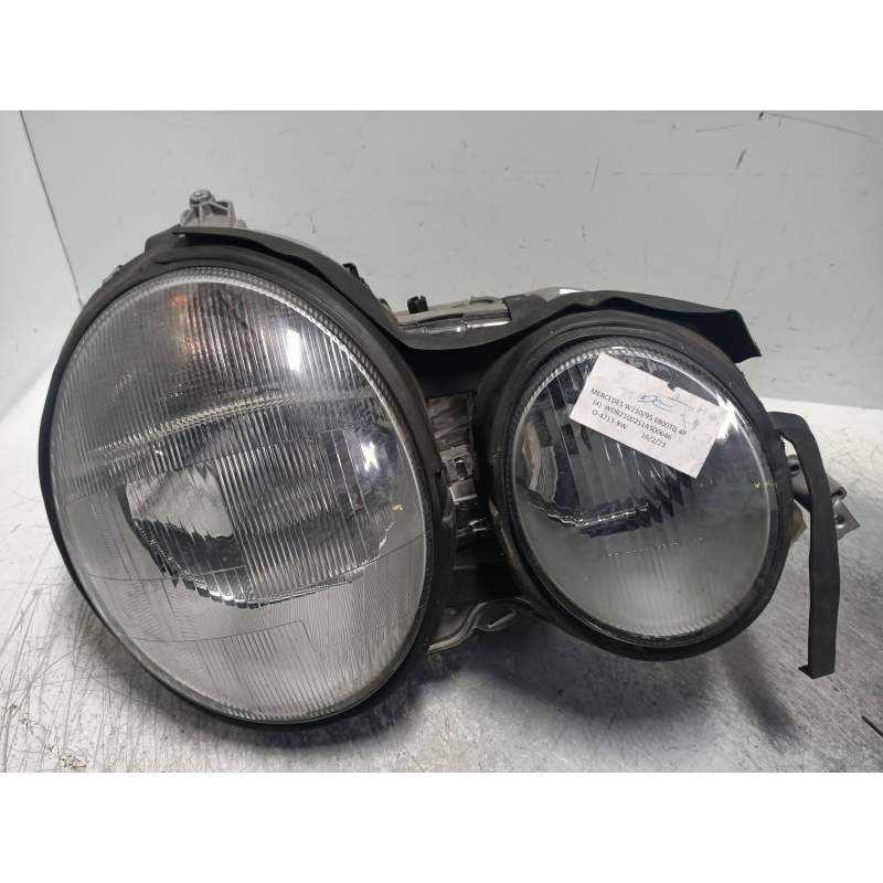 Recambio de faro derecho para mercedes-benz clase e (w210) berlina diesel 300 turbodiesel (210.025) referencia OEM IAM   
