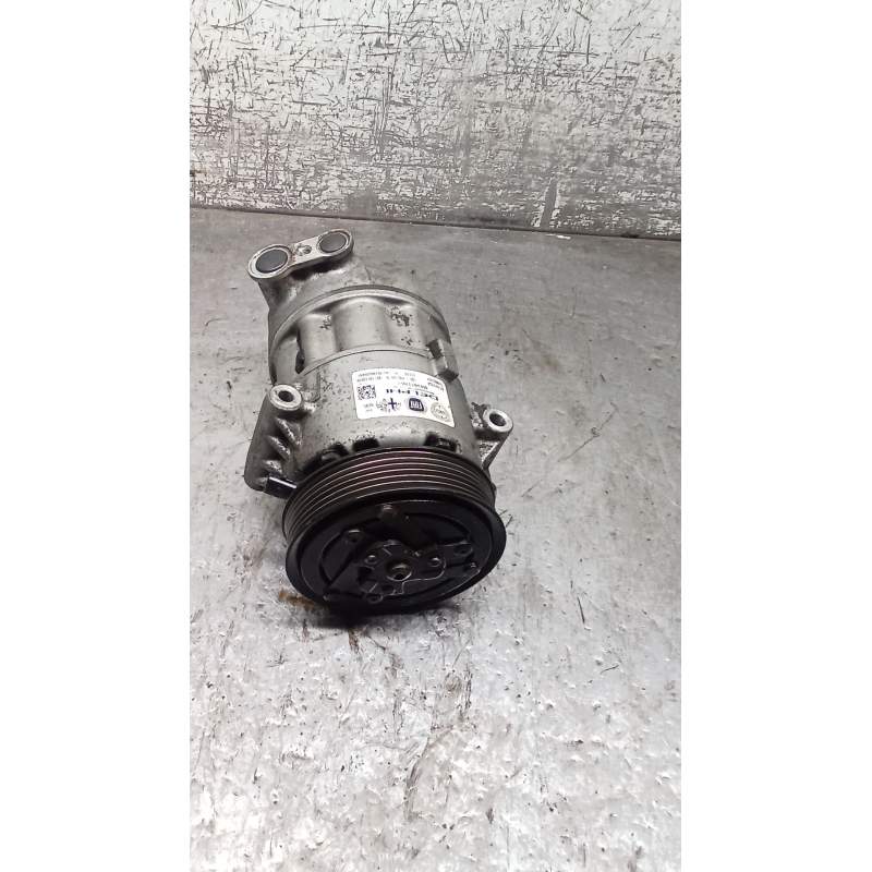 Recambio de compresor aire acondicionado para fiat 500 l (330) referencia OEM IAM 06034073155C 01141154 2012