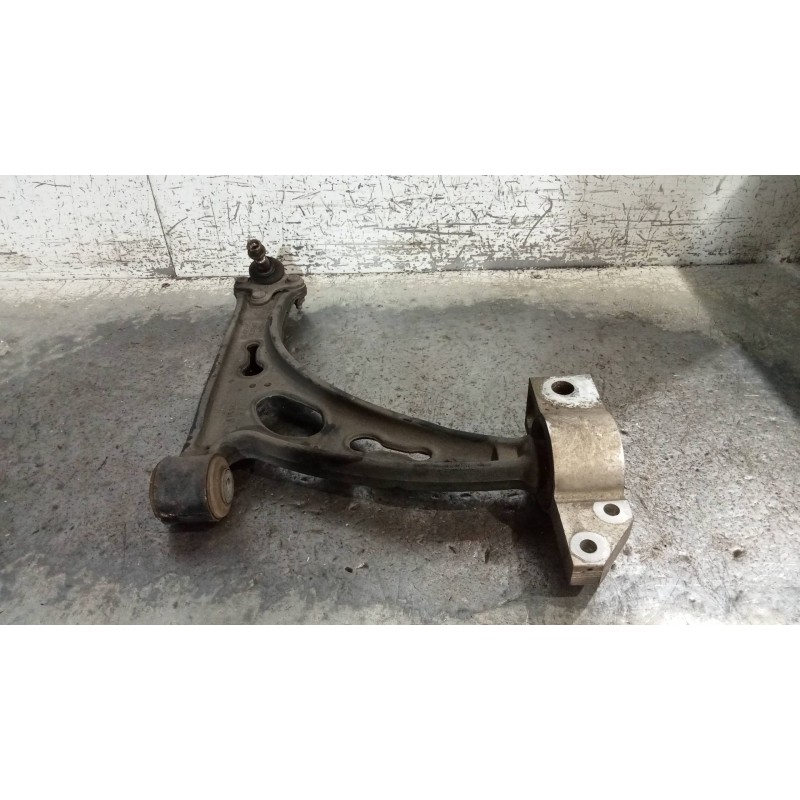 Recambio de brazo suspension inferior delantero derecho para volkswagen touran (1t2) highline referencia OEM IAM   