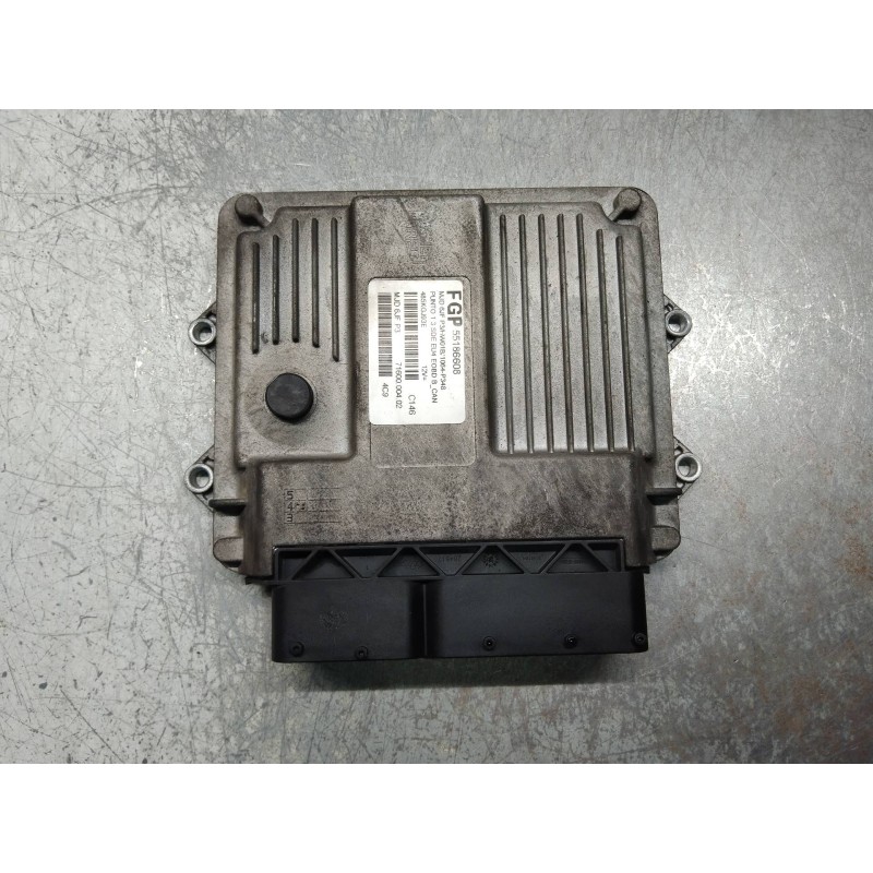 Recambio de centralita motor uce para fiat punto berlina (188) 1.9 jtd 85 dynamic referencia OEM IAM 55186608 MJD6JFP3 