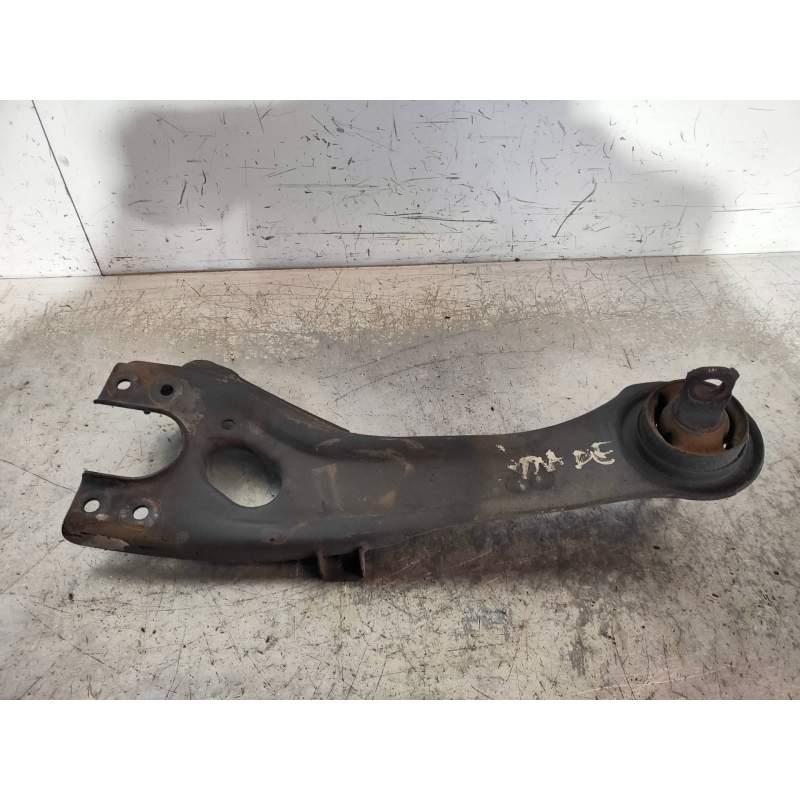 Recambio de brazo suspension inferior trasero derecho para kia cee´d drive referencia OEM IAM  16CRDI 2006