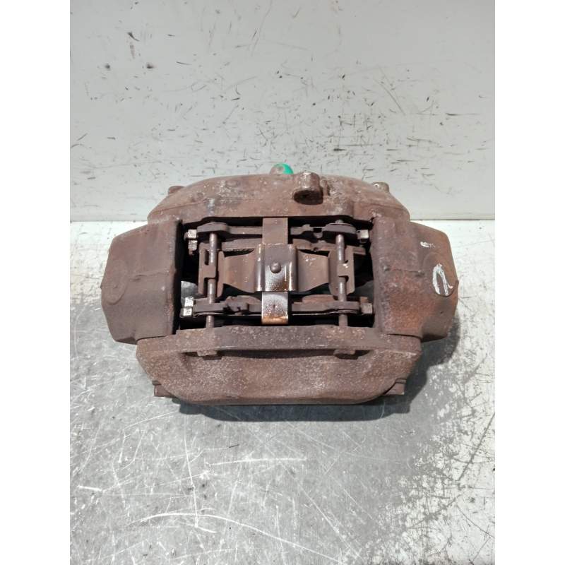 Recambio de pinza freno delantera izquierda para mercedes-benz clase cls (w219) referencia OEM IAM 20825301 20704703 