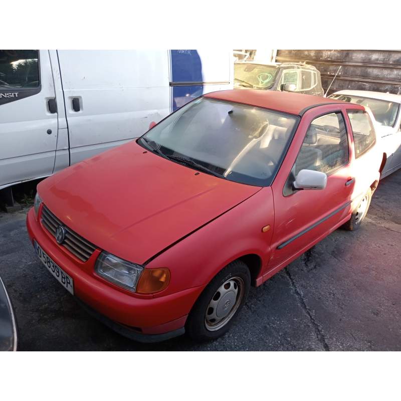 VOLKSWAGEN POLO BERLINA (6N1)