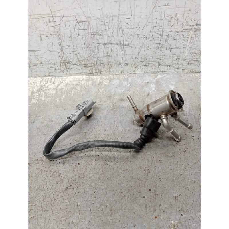 Recambio de inyector para renault express 1.5 dci referencia OEM IAM 208995377R A2C39941900 