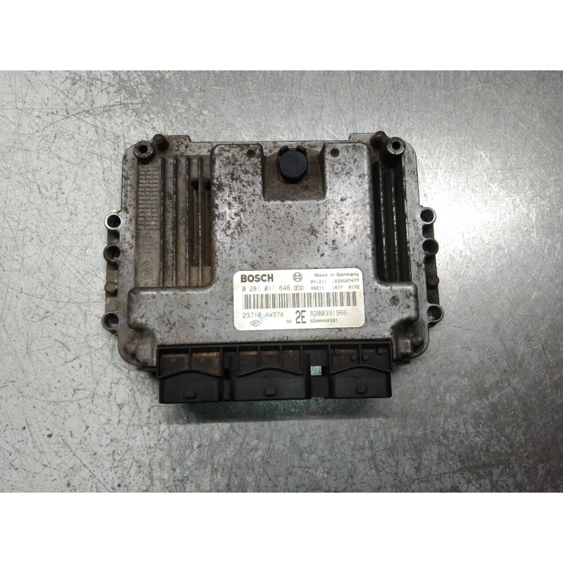 Recambio de centralita motor uce para nissan primera berlina (p12) acenta referencia OEM IAM 0281011646 23710AW37A 8200391966 82