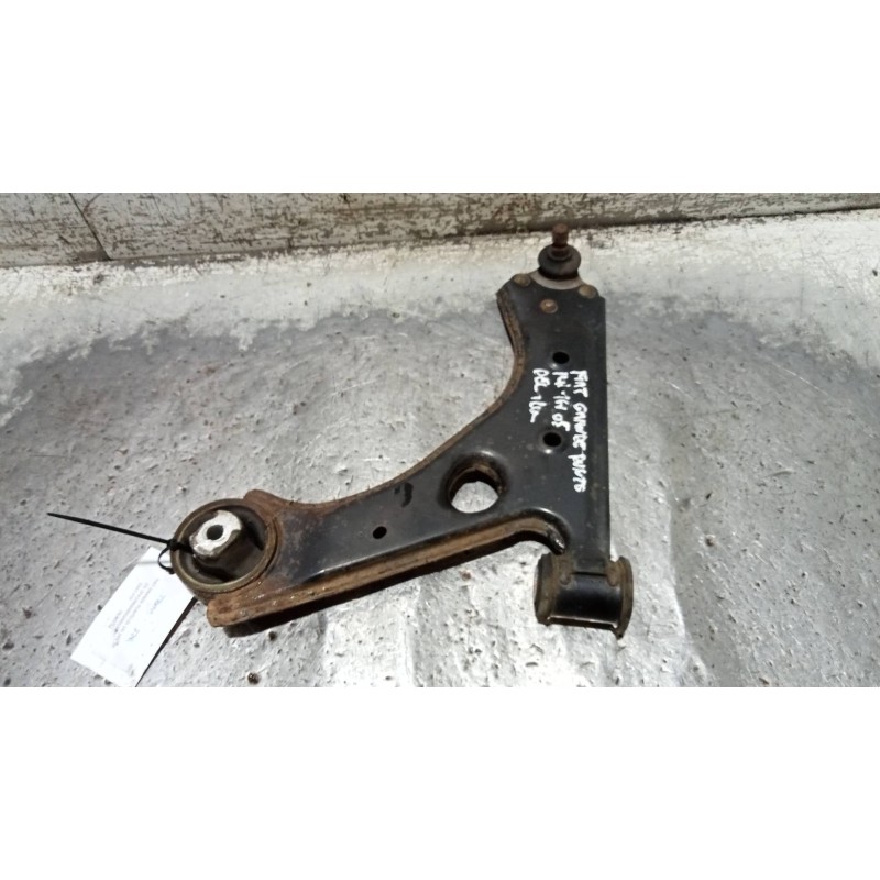 Recambio de brazo suspension inferior delantero izquierdo para fiat grande punto (199) 1.4 16v active referencia OEM IAM   